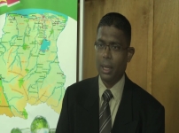 Embedded thumbnail for ARUN HARDIEN VERTELT OVER DE COMMISSIE ONEIGENLIJK GEBRUIK PUBLIEKE GOEDEREN