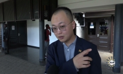 Embedded thumbnail for Wang: “Er wordt wel gewerkt aan wijziging kiesregeling”