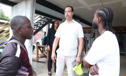 Embedded thumbnail for Ow Minister brengt bezoek aan pompgemalen Paramaribo