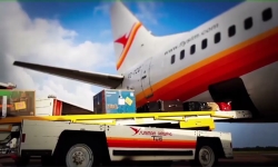Embedded thumbnail for SLM kondigt tijdelijke opschorting van vluchten naar Amsterdam en Miami aan